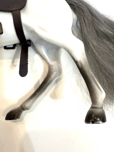 Vintage 1993 Kid Kore Plastic Horse White& Black with Saddle White Mane 8" - Picture 7 of 9