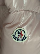 Moncler Skijacke ungetragen, Größer 1 (fällt groß aus, ich trage 38/40)
