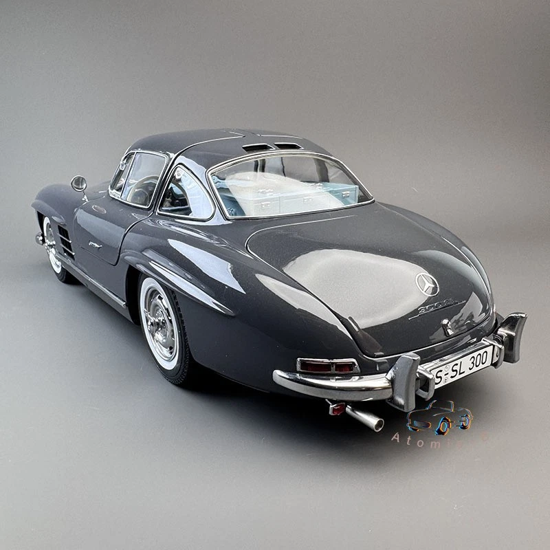 Original 1:12 Mercedes Benz 300SL blue gray pearl paint leather box car model - Image 4 of 4