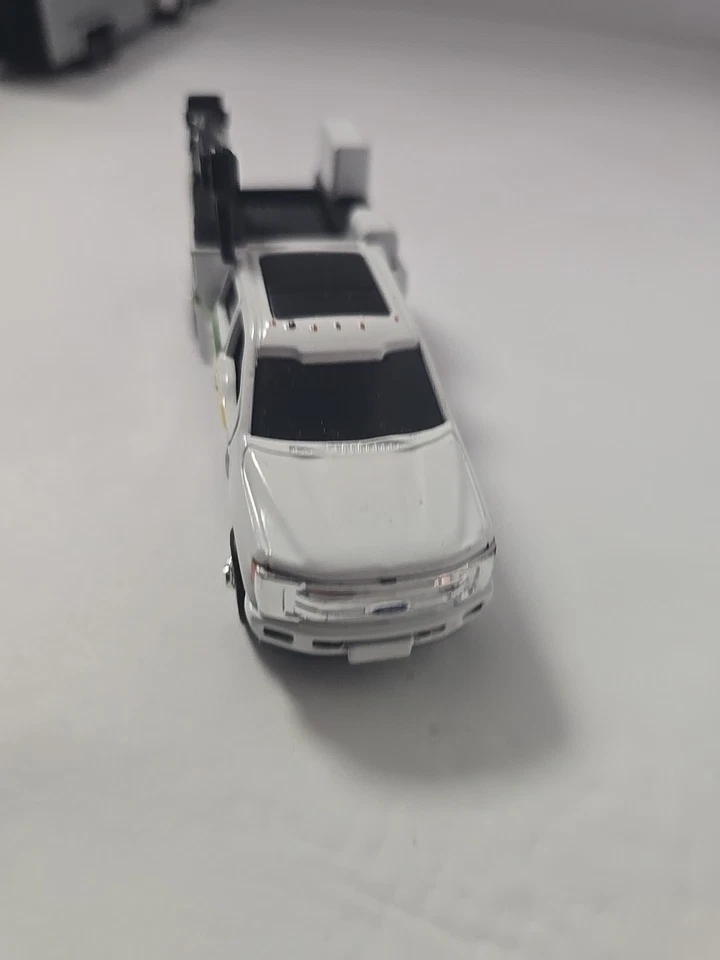 John Deere Ford F350 Service Truck, Collector Card, 1/64 Scale Loose Open - Image 3 of 4