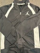 NIKE AIR JORDAN BOYS TRACK JACKET SIZE BOYS YOUTH 12-13 White  BLACK FULL ZIP
