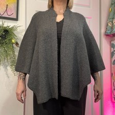 Alicia Peru Grey Alpaca Blend Structured Wool Ruana Cape Size L/XL EUC