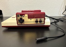 Nintendo Family Computer -Famicom- AV Composite & Cleaned & Working *Read desc*