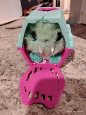 Scruff A Luvs RARE CHARACTER Toy Comes W/ His Own Carrier And A Comb Sturdy Toy!