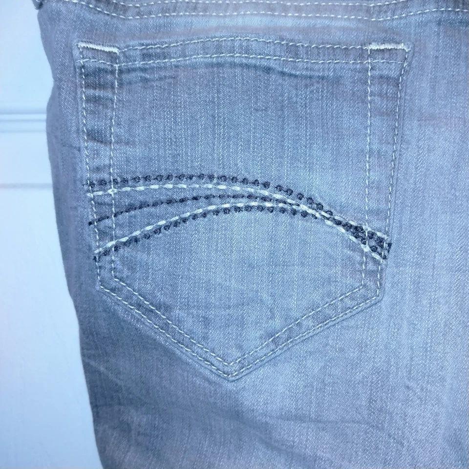 Pantalones de mezclilla gris súper ajustados Decree talla 9 Foto 3 de 4