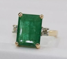 Wedding 4.00Ct Emerald Cut Natural Green Emerald Diamond Ring 14K Yellow Gold