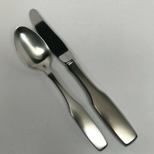 ONEIDA COMMUNITY "PAUL REVERE" YOUTH KNIFE  SPOON Satin Stainless FLATWARE