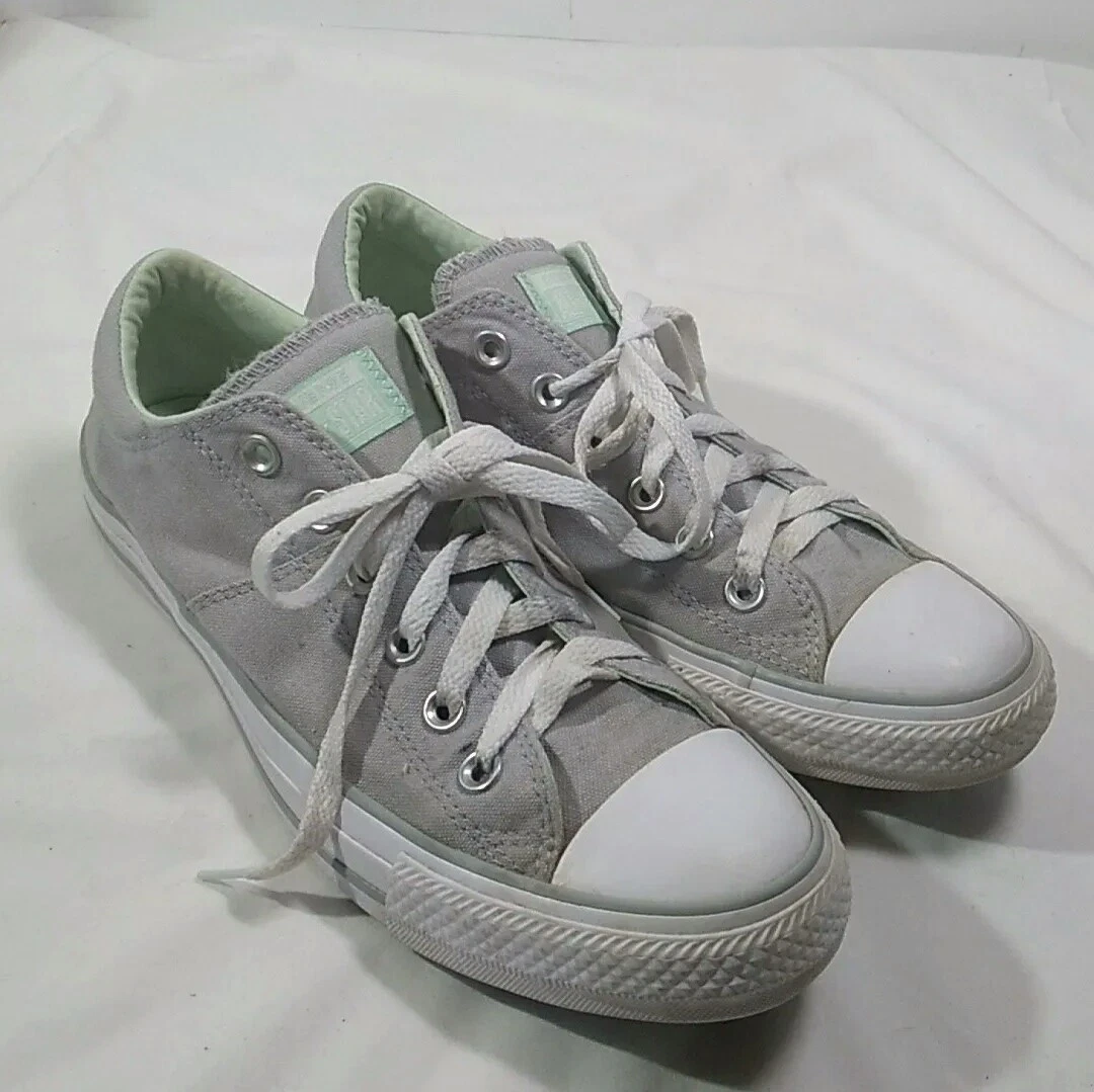 Mint green hotsell converse mens