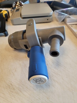 Piusi F20436000 - Micro Matic 5702 RPV Composite Connector Valve. No Box
