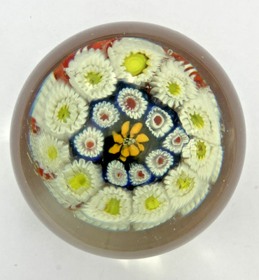 Murano Fratelli Toso gewölbt konzentrisch Millefiori Glas Briefbeschwerer