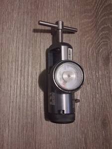 Responsive Respiratory Inc 8L/Min O2 Regulator Gauge Model 120-1030c 50PSI Brass