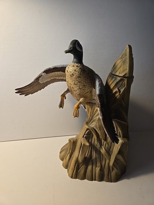 Ski Country Ducks Unlimited Duck  Decanter Large 10'' Tall. Empty. 1985