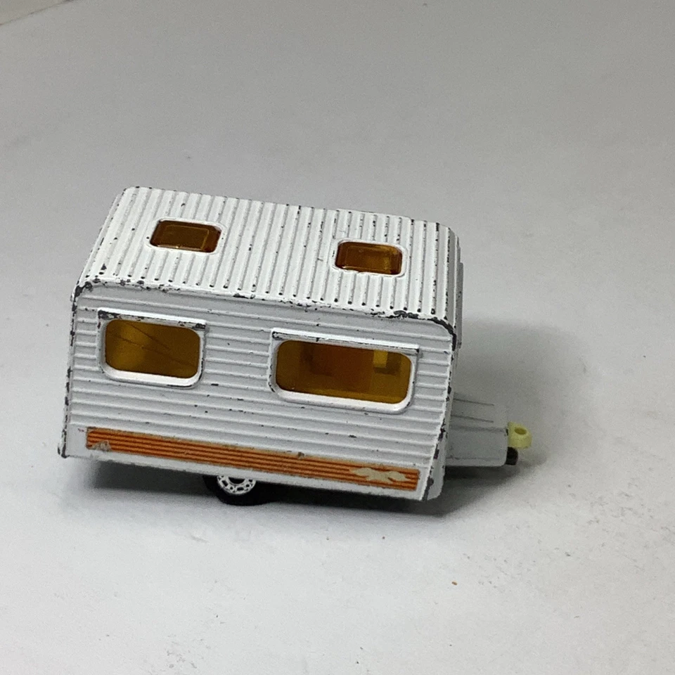 Vintage 1977 Matchbox Superfast Caravan Camper Trailer #31 England White - Image 2 of 4