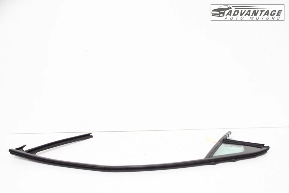 Chevrolet Blazer 2019-2025 puerta delantera izquierda ventana sello resistente a la intemperie con vidrio OEM Foto 2 de 4