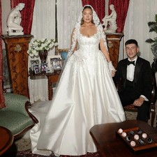 Glitter Wedding Dress Satin With Embroidery Lace Princess Ball Gown O-Neck