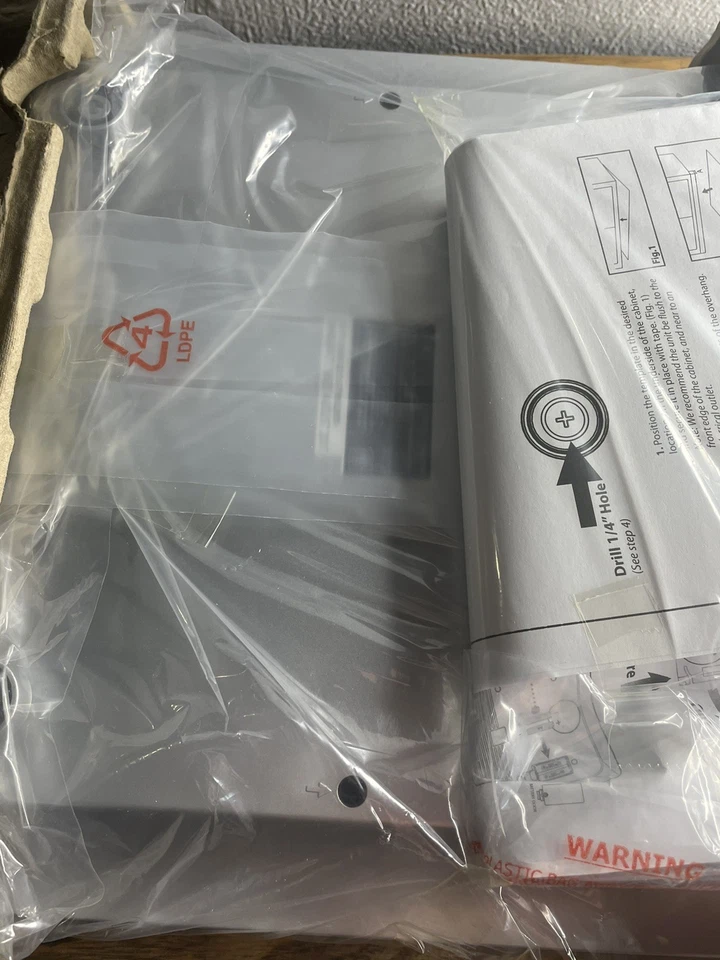 Ilive Wireless Under Cabinet Stereo Radio Music System Bluetooth IKB333S NEW! - Image 3 of 4