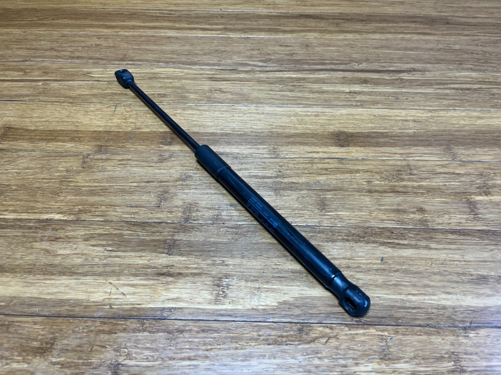Audi R8 2017-2023 Rear Right Trunk strut