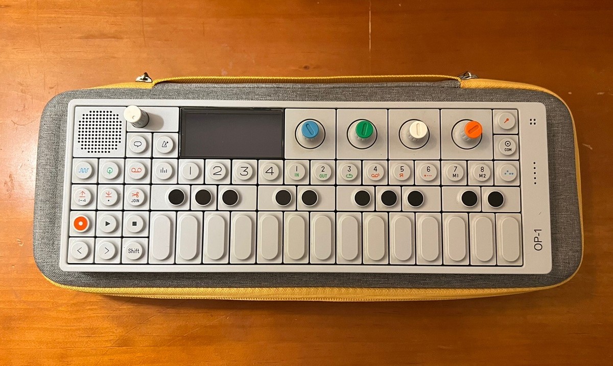 Teenage Engineering OP-1 16-Keys Keyboard Synthesizer - White (002