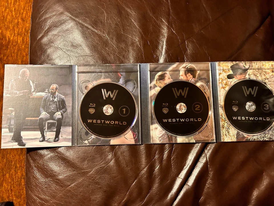 Westworld Season 1 The Maze Blu Ray 3 Disc Set Collectible Booklet HBO Like New - Image 3 of 4