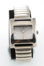 Decade Women Watch Stainless Steel Silver Stretch Water Res Battery White Quartz