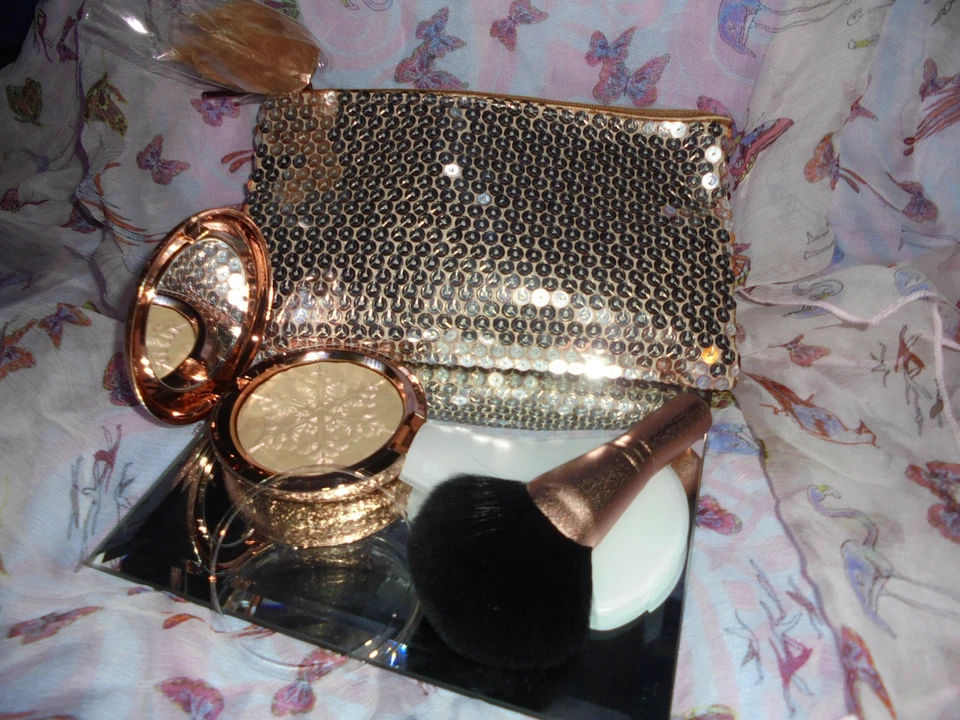 Mac Snow Ball Face Bag Peach Show Gold Puder + Pinsel+ Tasche limitiert sold out - Bild 3 von 4
