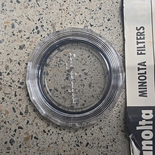 Minolta INCA UV 52mm Screw-in Glass Lens Filter W Original Box & Storage Case - Picture 5 of 5