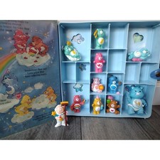 Vintage care bears carrying case and 11 figures