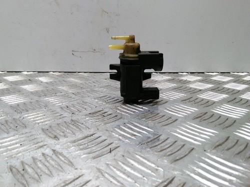 AUDI A4 8K2, B8 Vakuumventil 8K0906627 2.00 Diesel 2009 29089482