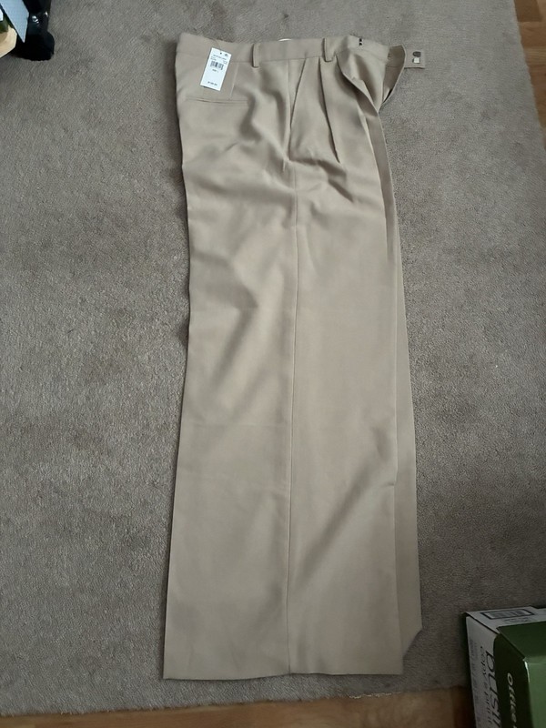 Brand New NWT  ASTR the Label Women's Taupe Pants Size L