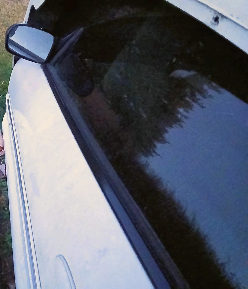 Left  Driver Side Door,2004  Chrysler Sebring Convertible, - Image 2 of 4