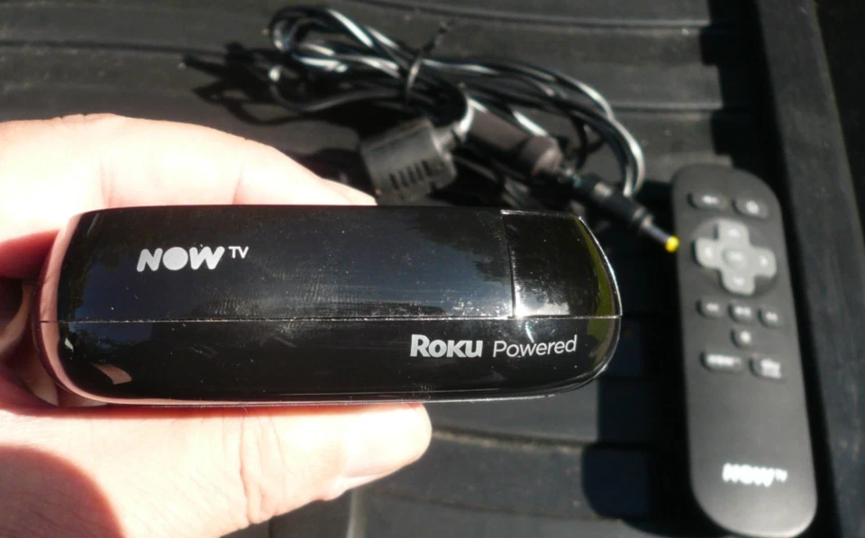 NOW TV Smart Streaming Box with Remote Control & Power Supply 4200SK (B) - Image 2 of 3