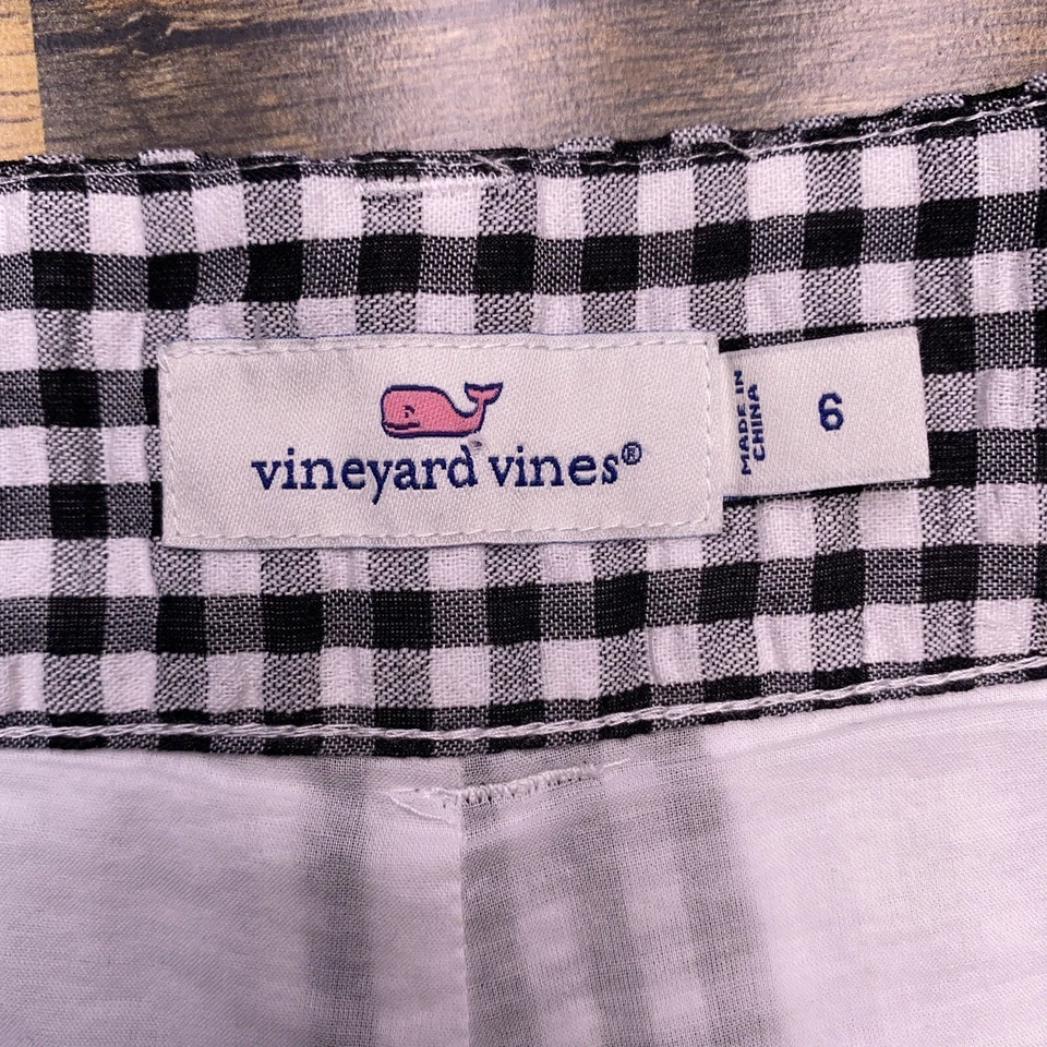 Женские шорты в клетку Vineyard Vines 6 цвет черный белый Chino - Изображение 3 из 4