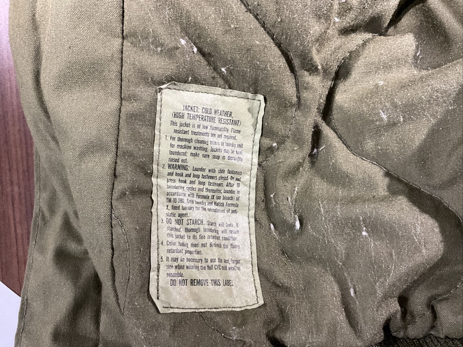 Vintage US Military Jacket Cold Weather High Temp… - image 6