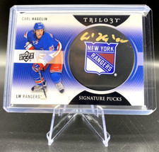 2013-14 Upper Deck Trilogy Carl Hagelin Signature Pucks  #SP-CA Autograph