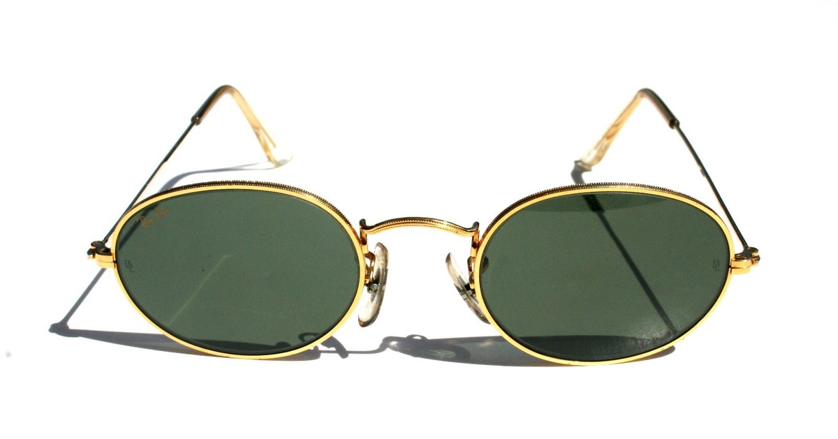 Ray-Ban Vintage Sunglasses B&L W0976 Classic Collection in Ray-Ban Vintage Sunglasses B&L W0976 Classic Collection in