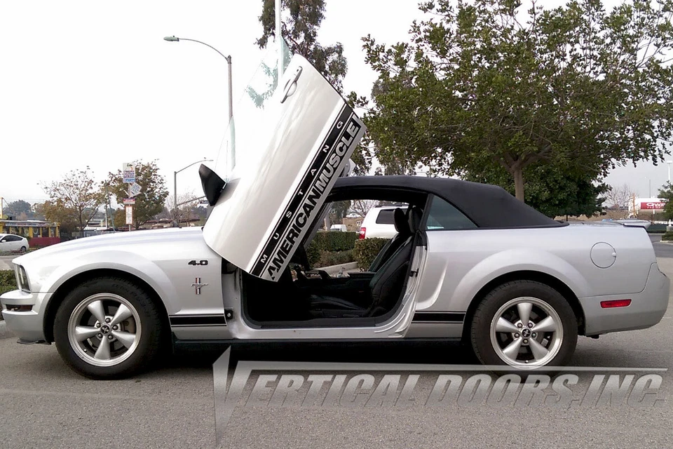 Puertas verticales - Kit de puerta vertical Lambo para Ford Mustang 2005-10 -VDCFM0510 Foto 3 de 4