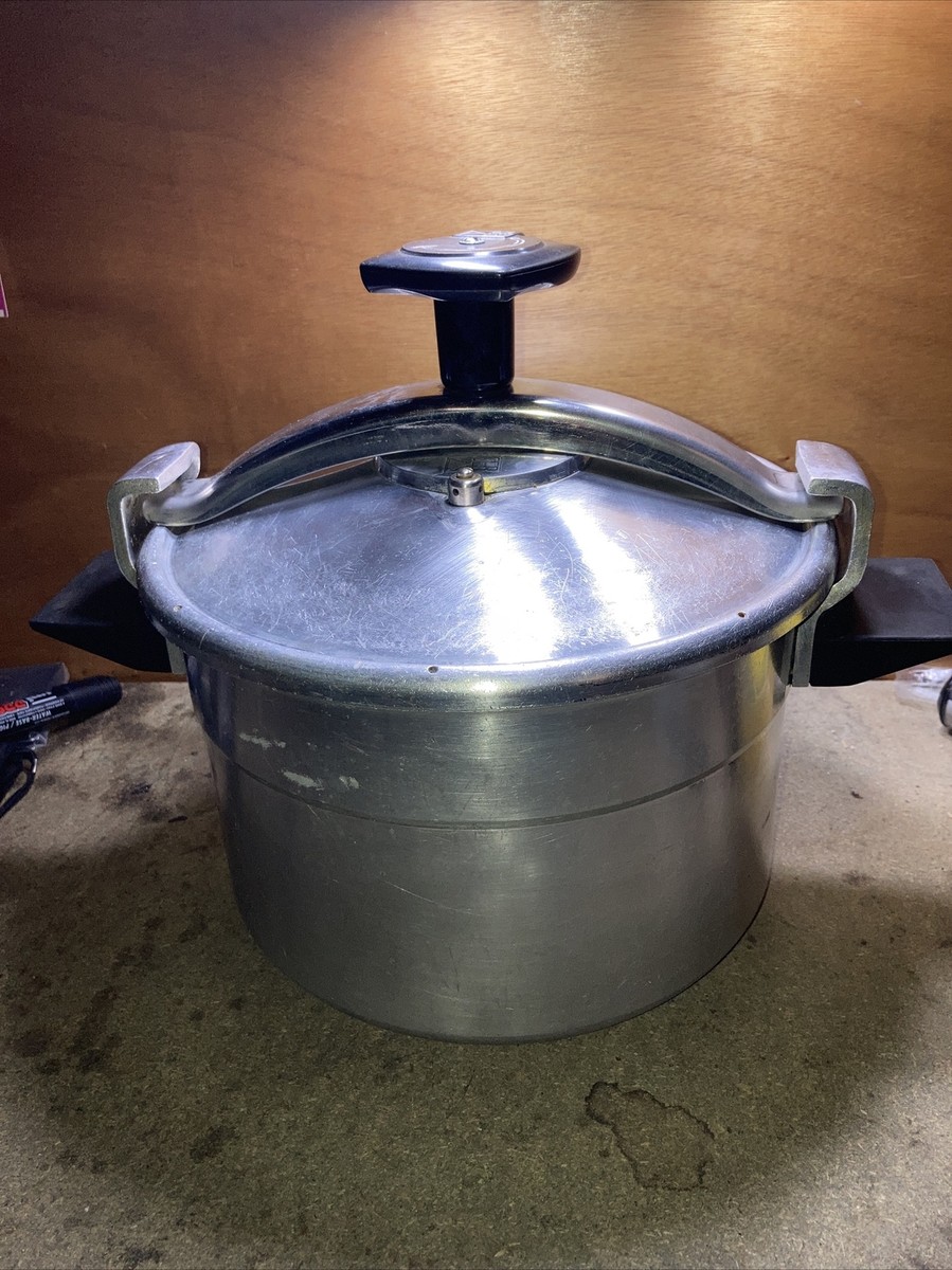 D18) ANCIENNE COCOTTE MINUTE SEB 8 LITRES EN ALUMINIUM VINTAGE
