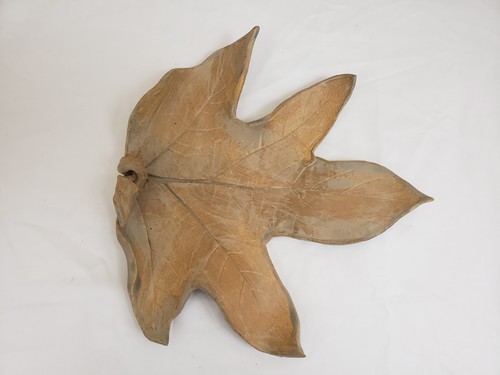 (JL) Artist Pottery Hand Made Fall Harvest Leaf Shape Trinket Signed