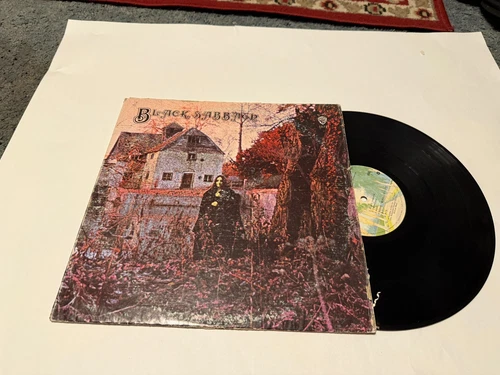 Black Sabbath Warner Bros. Records Vinyl LP 12" 33 RPM  Orig Cover Green label