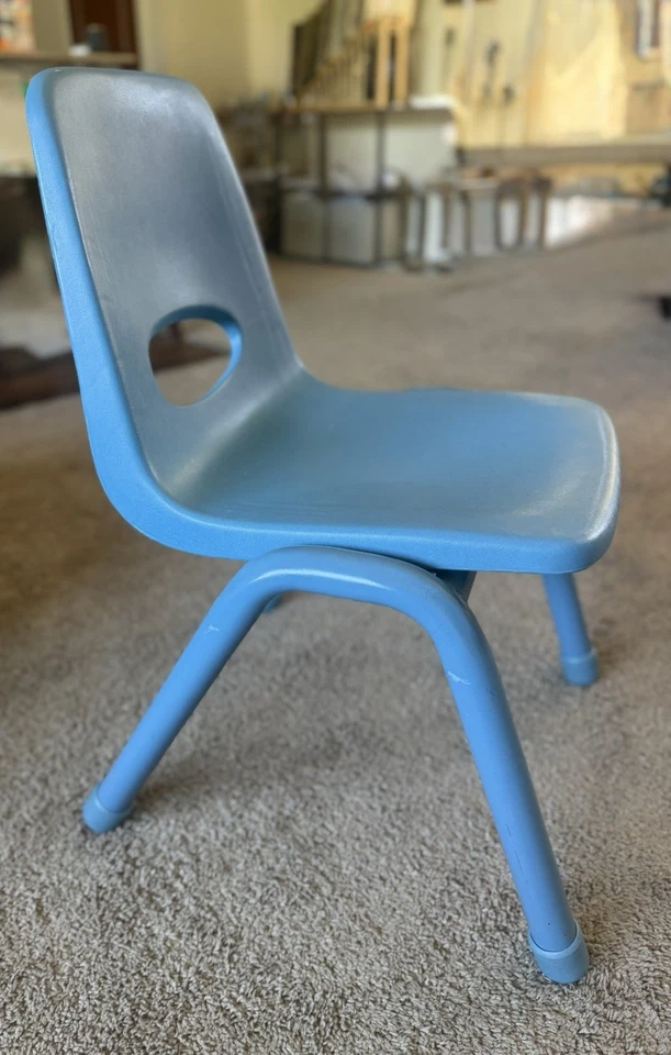 "Silla apilable para niños con marco de acero resistente asiento de 15,5"" azul resistente calidad gordita" Foto 3 de 4