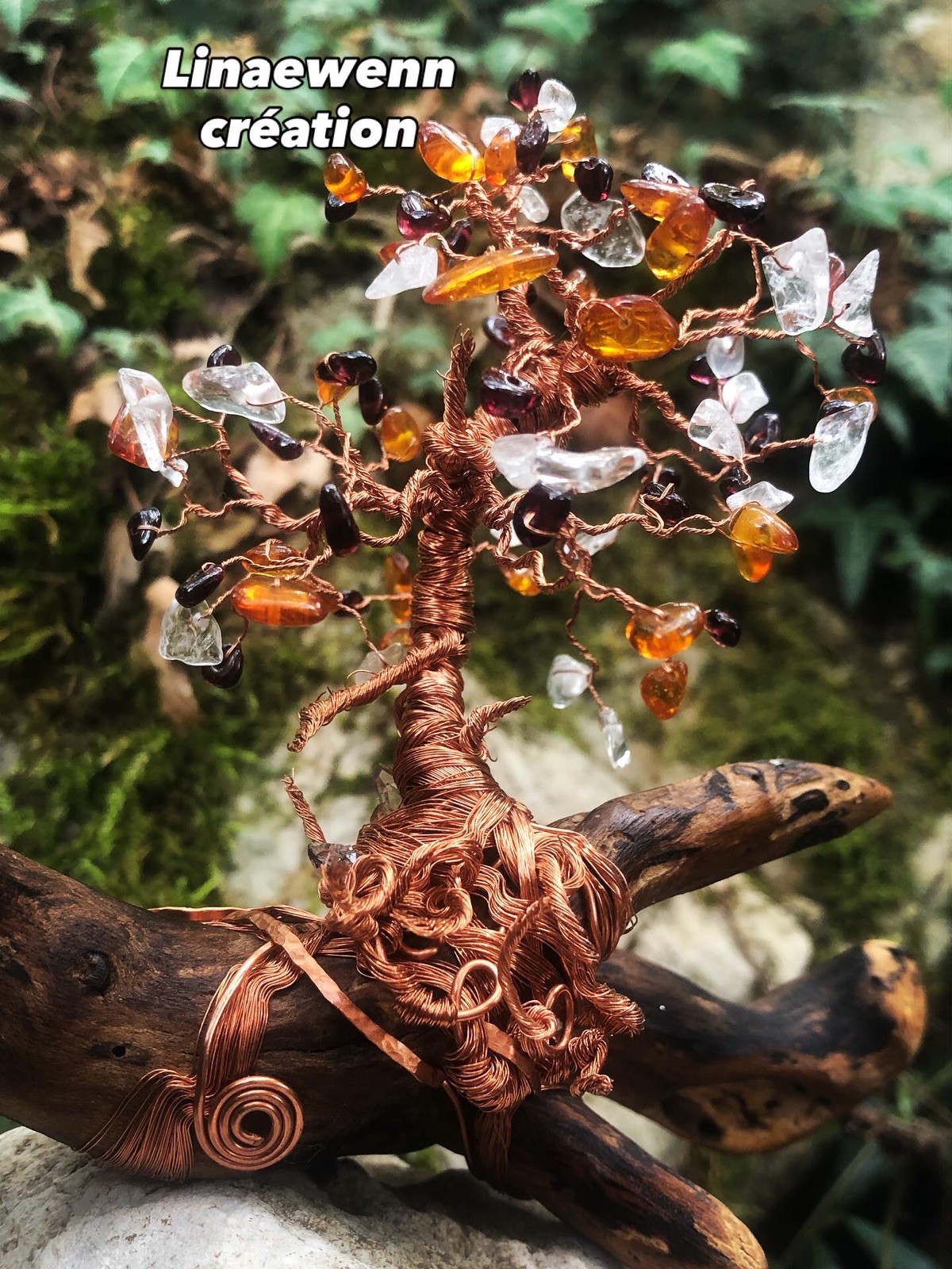 Arbre de vie ambre contre le stress interieur grace aux cristaux de quartz naturel