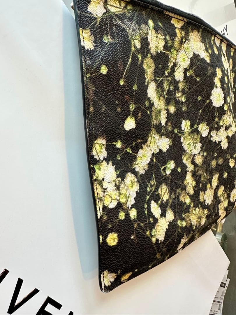 Givenchy Gypsophila Clutch Bag in Green and Black thumbnail 8