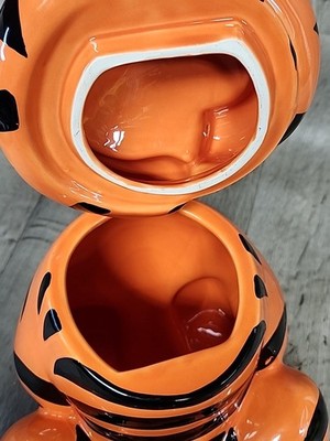 Vintage Disney China Ceramic Winnie The Pooh Tigger Cookie Jar