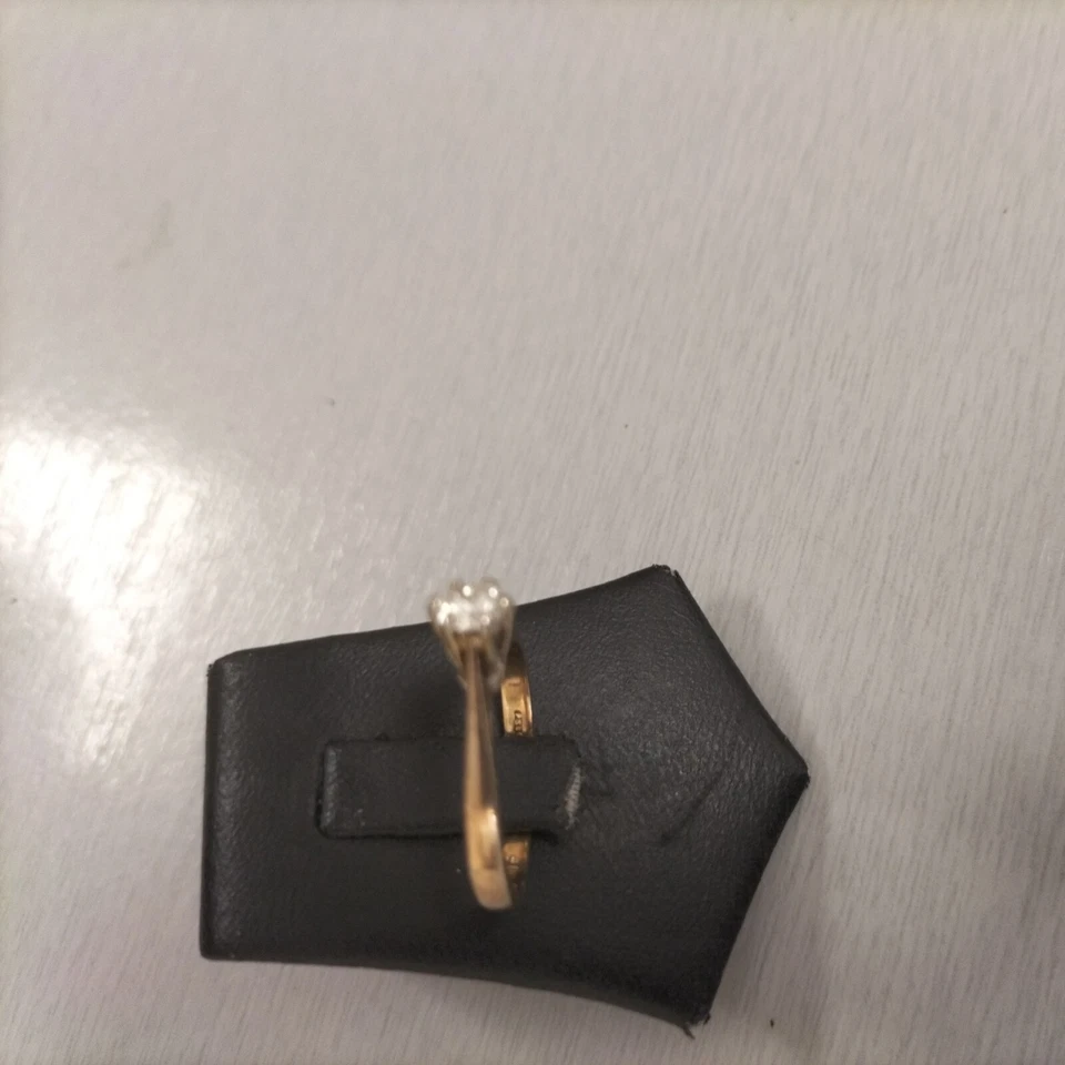 Anel de diamante 9 quilates - Imagem 2 de 4