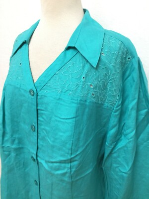 NWT Maggie Barnes Green Button Floral Eyelet Top Blouse Women Plus Size 18/20 1X