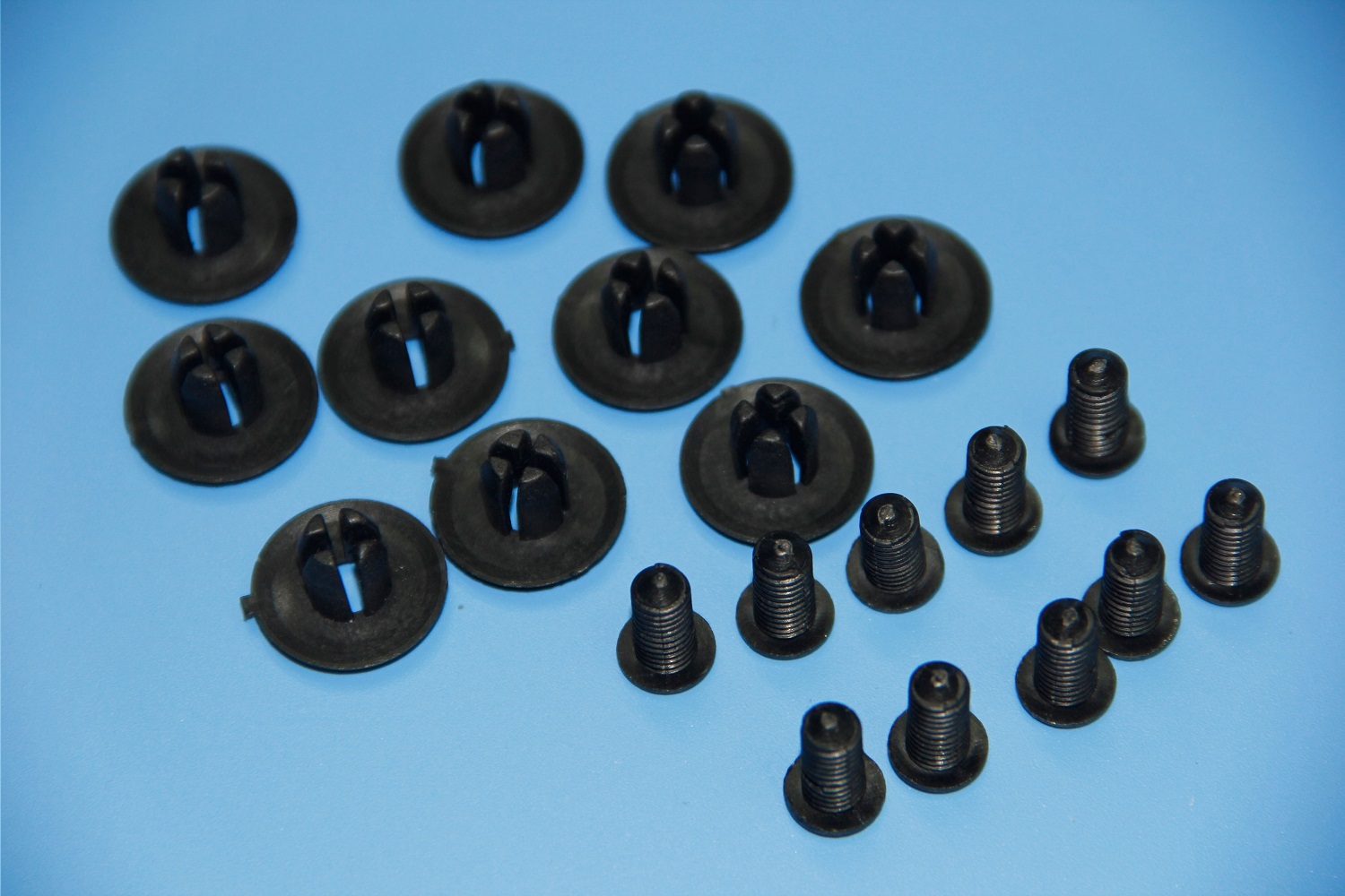 BORCHIE A MONTAGGIO RAPIDO FORO 15 mm PLASTICA BLU 12 PEZZI