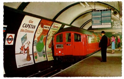 15016 - London Picadilly Circus Station U-Bahn