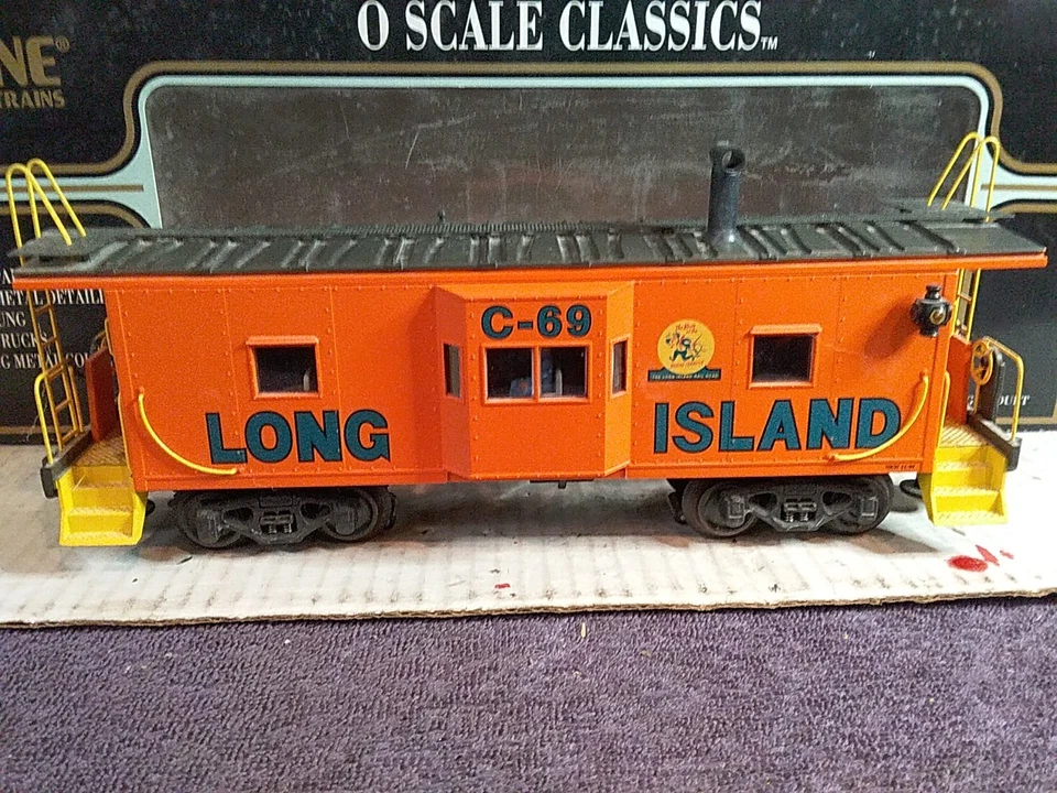 K-Line K612-3741 Long Island RR Bay Window SMOKING Caboose - LIRR New - Image 4 of 4