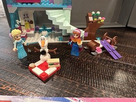 LEGO Disney: Elsa's Sparkling Ice Castle (41062) Complete With Manuals