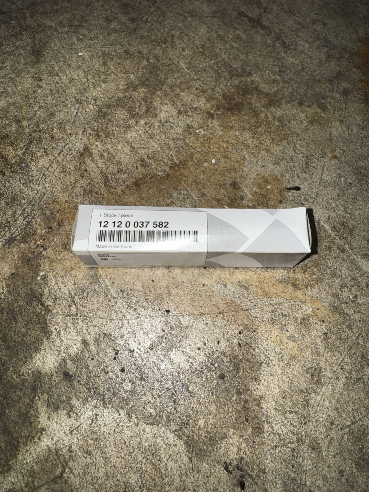 Genuine BMW Spark Plug OEM 12120037582 New Original Factory